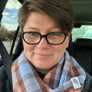 Meet your Posher, Darian